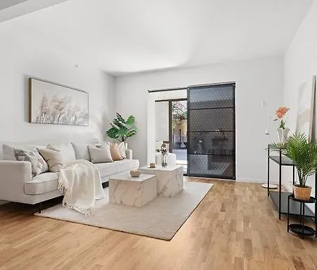 Luxury, Newly Renovated 3 Bedroom, 78m Sq In Grunnerlokka * Oslo