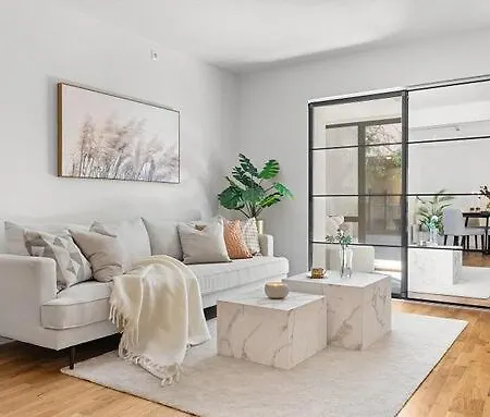 Apartment Luxury, Newly Renovated 3 Bedroom, 78m Sq In Grunnerlokka