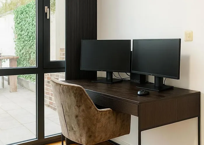 Apartment Newly Renovated 3 Bedrm, Spacious 80m Sq, Comtemporary In Trendy Oslo-grunnerlokka