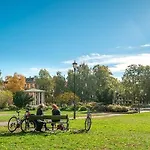 Newly Renovated 3 Bedrm, Spacious 80m Sq, Comtemporary In Trendy Oslo-grunnerlokka Oslo